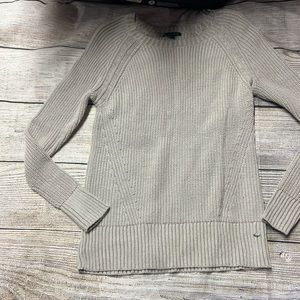 American eagle sweater medium